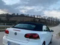 Usata VW Golf Cabriolet 105 CV (77 kW) 2011 Bianco Cabrio