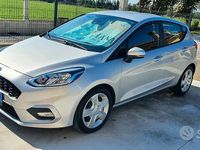 Usata Ford Fiesta 75 CV (55 kW) 2020 Grigio Utilitaria