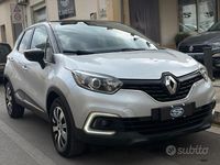 Usata Renault Captur 90 CV (66 kW) 2018 Grigio SUV
