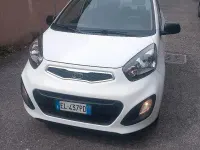 Usata Kia Picanto 69 CV (50 kW) 2012 Bianco Utilitaria