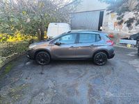 Usata Peugeot 2008 Active 68 CV (50 kW) 2014 Marrone SUV