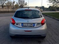 Usata Peugeot 208 2014 Grigio Utilitaria