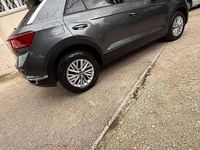 Usata VW T-Roc Business 116 CV (85 kW) 2021 Grigio SUV