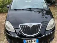 Usata Lancia Musa 90 CV (66 kW) 2008 Nero Monovolume
