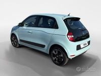 Usado Renault Twingo SE 69 CV (50 kW) 2017 Azul Utilitario