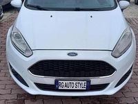 Usata Ford Fiesta Titanium 95 CV (69 kW) 2017 Bianco Utilitaria