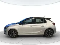 Usata Opel Corsa 101 CV (74 kW) 2025 Grigio artense Utilitaria