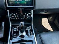 Usata Jaguar XE S 180 CV (132 kW) 2020 Grigio Berlina