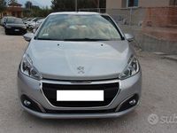 Usata Peugeot 208 Allure 75 CV (55 kW) 2016 Grigio Utilitaria