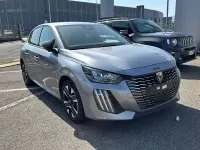 Usata Peugeot 208 Allure 101 CV (74 kW) 2025 Grigio Utilitaria