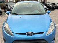 Usata Ford Fiesta Titanium 71 CV (52 kW) 2011 Blu/azzurro Utilitaria