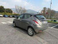 Usata Lancia Ypsilon 69 CV (50 kW) 2012 Grigio Utilitaria