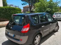 Usata Renault Grand Scénic II 120 CV (88 kW) 2004 Nero Monovolume