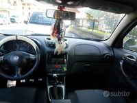 Usata Alfa Romeo 147 120 CV (88 kW) 2005 Grigio Utilitaria