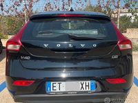 Usata Volvo V40 114 CV (83 kW) 2013 Nero Berlina