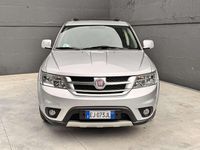 Usata Fiat Freemont 140 CV (102 kW) 2011 Argento SUV