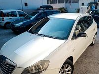 Usata Lancia Delta 90 CV (66 kW) 2012 Bianco Utilitaria