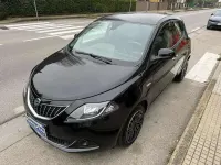 Usata Lancia Ypsilon Gold 69 CV (50 kW) 2022 Nero Utilitaria