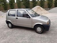Usata Fiat Cinquecento Young 39 CV (28 kW) 1998 Argento Utilitaria