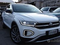 Usata VW T-Roc Style 150 CV (110 kW) 2023 Bianco pastello SUV