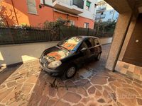Usata Lancia Ypsilon 60 CV (44 kW) 2005 Nero Utilitaria