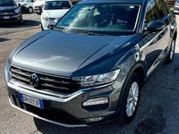 Usata VW T-Roc Business 116 CV (85 kW) 2021 Grigio SUV