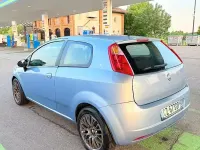 Usata Fiat Grande Punto 65 CV (47 kW) 2005 Blu Utilitaria
