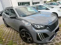 Usata Peugeot 2008 Allure 102 CV (75 kW) 2023 Grigio SUV