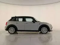 Usata Mini Cooper 75 CV (55 kW) 2017 Grigio chiaro Utilitaria
