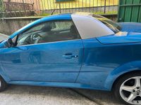 Usata Opel Tigra Sport 125 CV (91 kW) 2005 Cabrio
