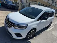 Usata Renault Kangoo Techno 95 CV (69 kW) 2025 Bianco Monovolume