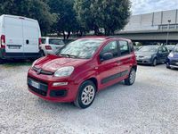 Usata Fiat Panda Lounge 85 CV (62 kW) 2013 Rosso Utilitaria