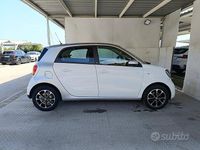 Usata Smart ForFour Passion 71 CV (52 kW) 2016 Bianco Utilitaria