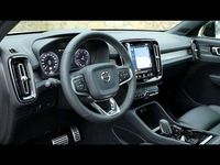 Usata Volvo XC40 R-Design 190 CV (139 kW) 2018 Grigio SUV
