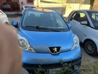Usata Peugeot 107 68 CV (50 kW) 2007 Utilitaria