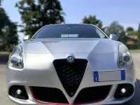 Usata Alfa Romeo Giulietta Exclusive 170 CV (125 kW) 2012 Argento Utilitaria