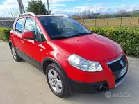 Usata Fiat Sedici 120 CV (88 kW) 2008 Rosso SUV