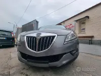 Usata Lancia Delta 120 CV (88 kW) 2010 Grigio Utilitaria