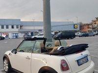 Usata Mini Cooper Cabriolet 122 CV (89 kW) 2010 Bianco Cabrio