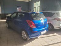 Usata Hyundai i20 Classic 85 CV (62 kW) 2014 Blu Utilitaria