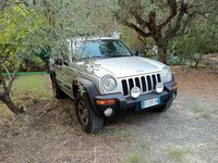 Usata Jeep Cherokee 150 CV (110 kW) 2004 Grigio SUV