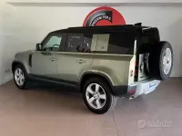 Usata Land Rover Defender First Edition 400 CV (294 kW) 2020 Verde SUV