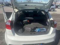 Usata Kia Rio 86 CV (63 kW) 2014 Bianco Berlina