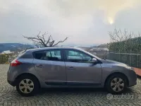 Usata Renault Mégane III 90 CV (66 kW) 2009 Grigio Berlina