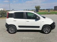 Usata Fiat Panda 4x4 Pop 85 CV (62 kW) 2019 Bianco pastello Utilitaria