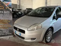 Usata Fiat Punto Active 60 CV (44 kW) 2011 Grigio Utilitaria