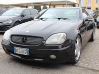 Begagnad Mercedes SLK200 163 HK (119 kW) 2001 Svart Cab