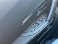 Nuova Peugeot 2008 Allure 2025 Rosso SUV