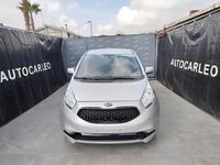 Usata Kia Venga 90 CV (66 kW) 2014 Argento Utilitaria