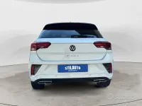 Usata VW T-Roc R-line 150 CV (110 kW) 2022 Bianco pastello SUV
